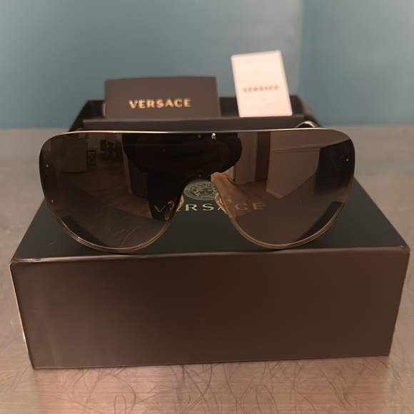 New - Picture 3 of 9